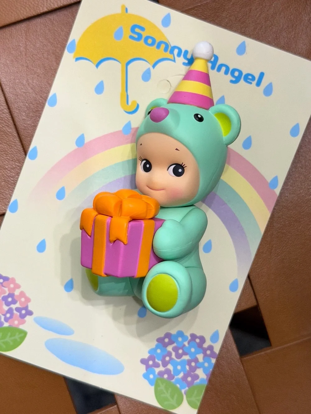 Sonny Angel Birthday bear, Poppy, bday Figure with Yellow Balloon